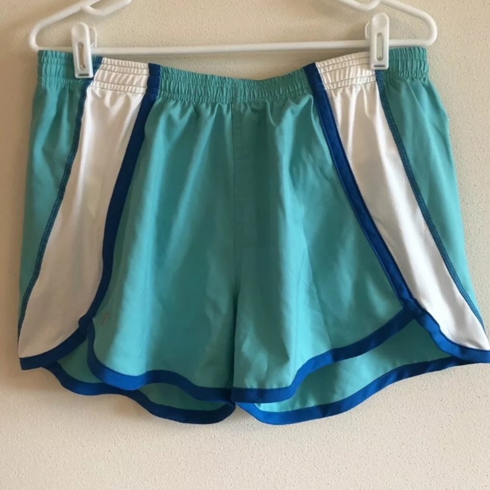 Under Armour white blue running shorts w/liner XL